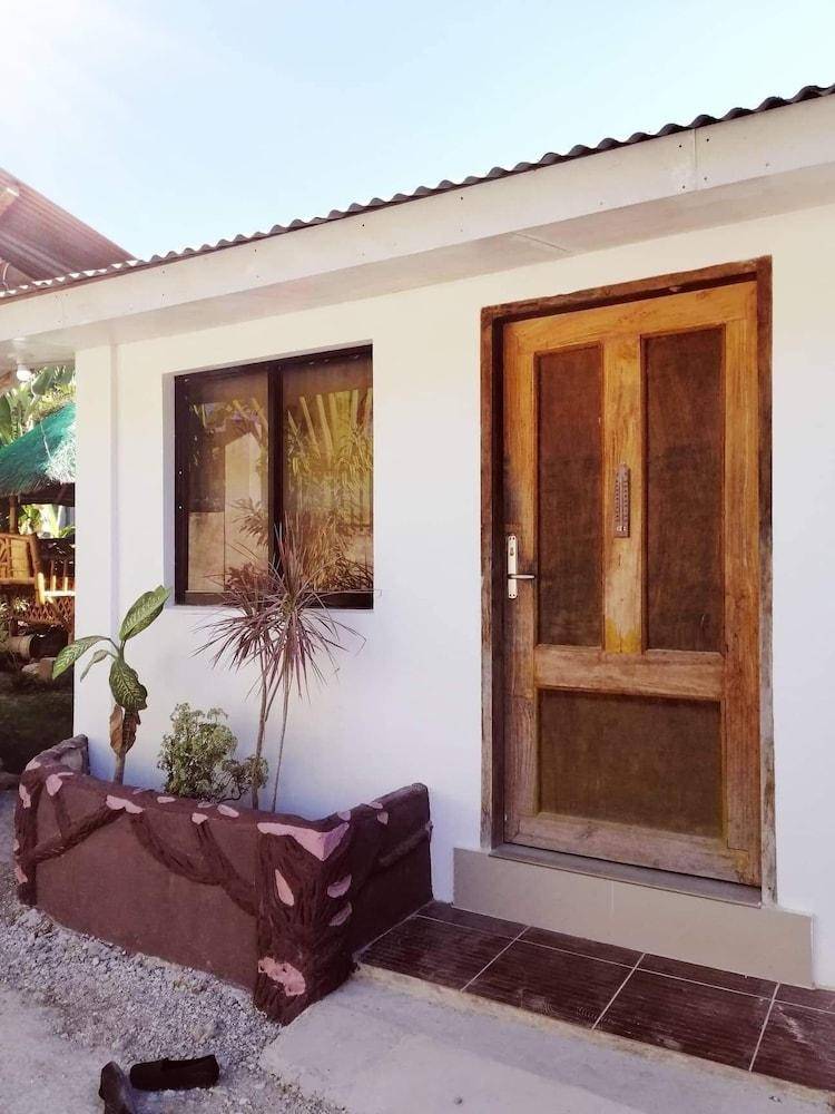 Talisay Point Homes in Moalboal