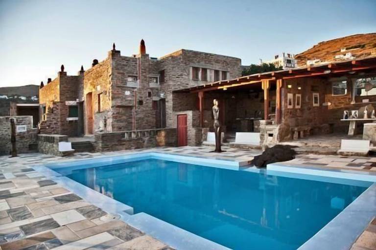 σπίτι  Triantaros