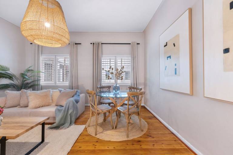 Cozy Oaks Apartment in Cape Town