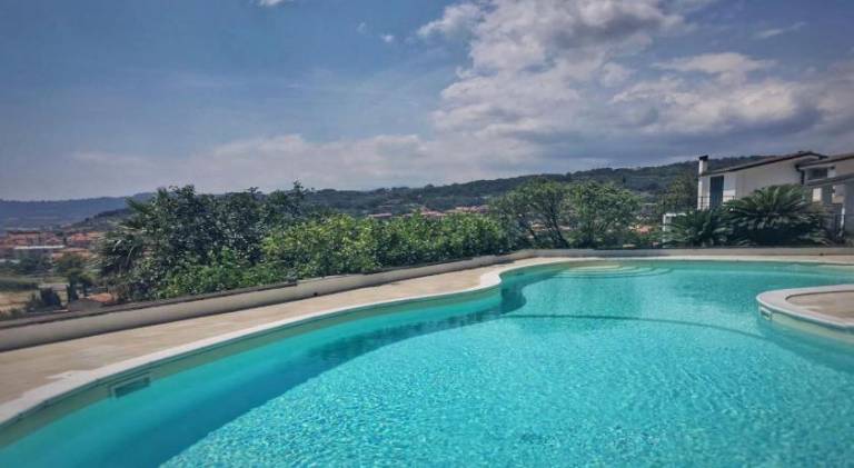 Charming house with barbecue, yard & pool | Next to the beach | Pets are welcome — photo 3