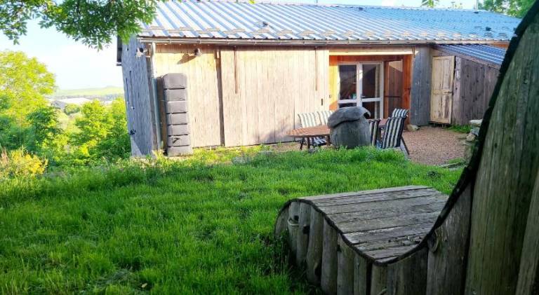 House with barbeque, terrace & yard | Pets are welcome — photo 5