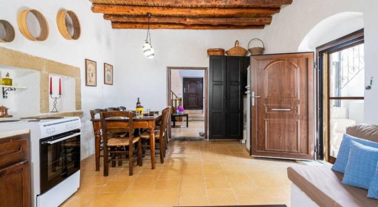 Villa with BBQ, terrace & yard | Good for workation — photo 3