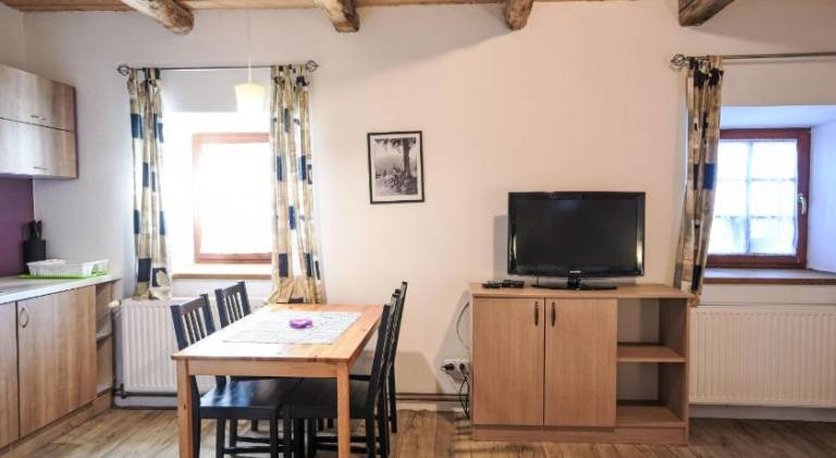 Rental apartment with pool — photo 4