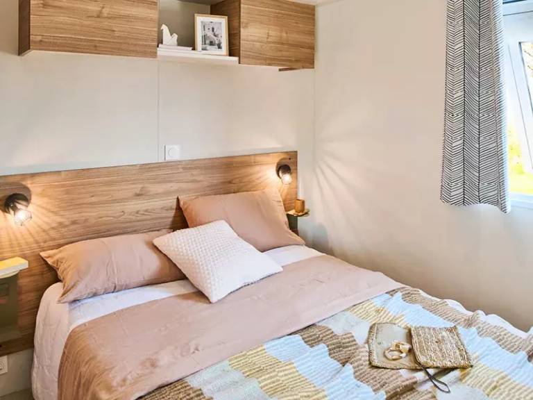Mobile home with patio | Dogs allowed — photo 4
