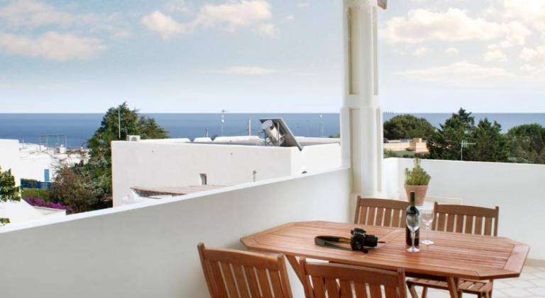 Vacation home with 2 rooms for 5 persons in Santa Cesarea Terme