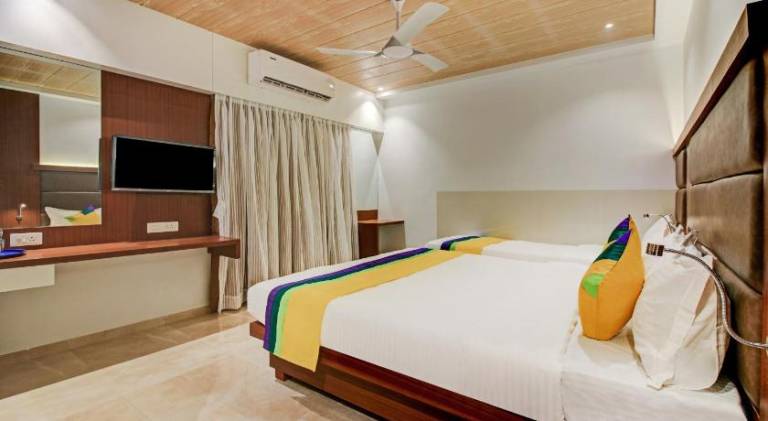 Treebo Trip Aarush Inn