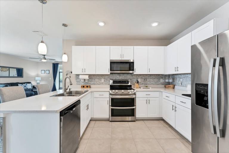 Family-friendly house with BBQ, garden & pool | Suitable for remote work | Pets are welcome — photo 4