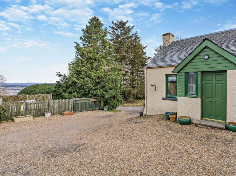 Vacation home with garden in Perth