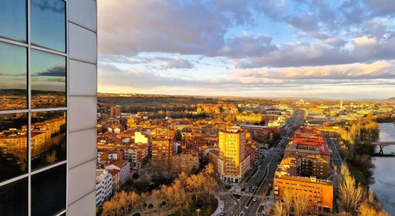 Holiday apartment | Beach nearby | Perfect for remote work | Pet-friendly in Valladolid