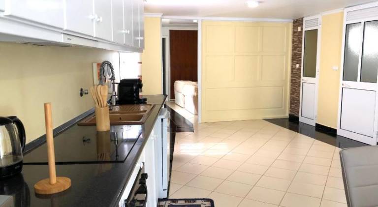 Fully equipped wonderful vacation home with BBQ, terrace & private pool | Pets allowed — photo 4