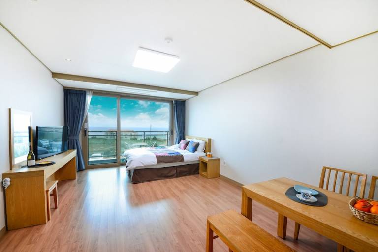 Apartamento Aewolhaean-ro