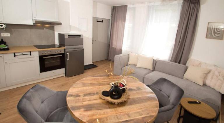 Holiday apartment with 2 rooms for 5 persons — photo 2