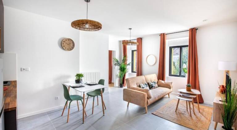 Pleasant rental apartment with jacuzzi & garden | Pets allowed in Illzach