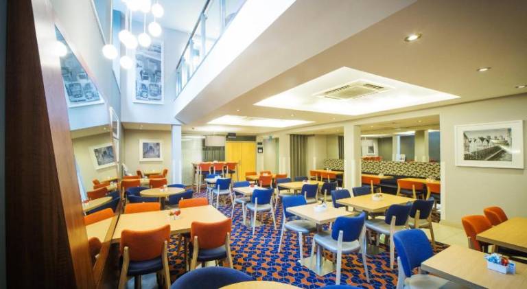 Holiday Inn Express Edinburgh – Royal Mile By IHG — photo 4