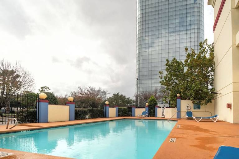 OYO Townhouse Houston Airport North
