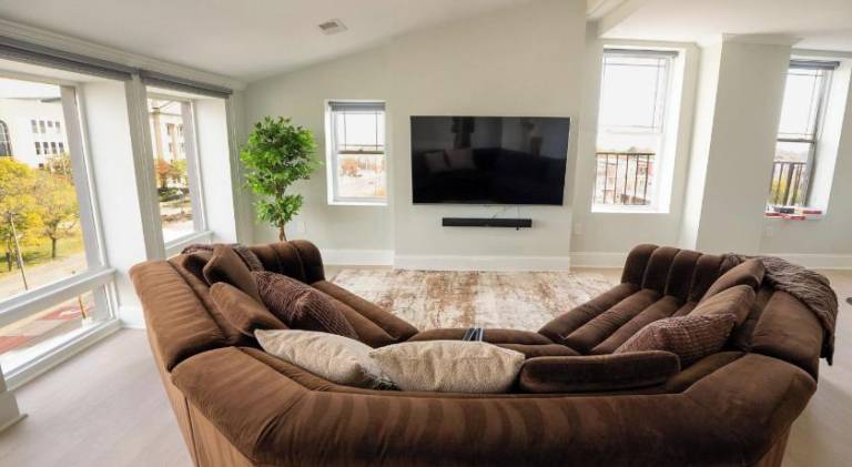 Serviced apartment with yard | Perfect for remote work — photo 2