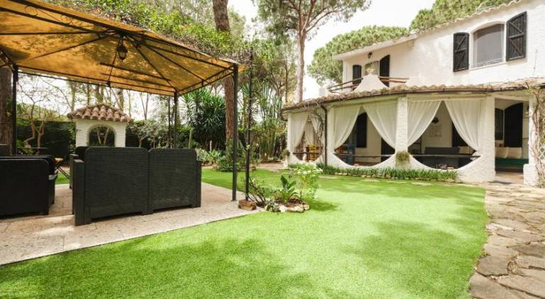 La Villetta Adults Only con giardino a Pula in Pula