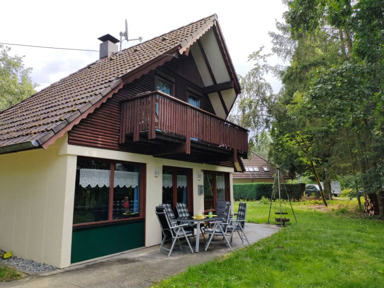 House with garden, barbecue & terrace | Nature view — photo 2