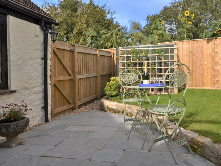 1 Bed in Sherborne 29117