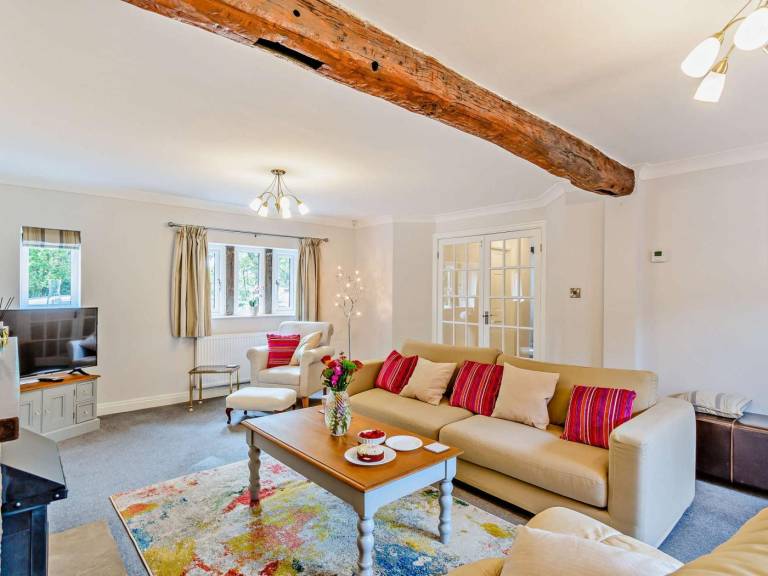 Fully equipped cottage with garden & barbecue | Pets are welcome — photo 2