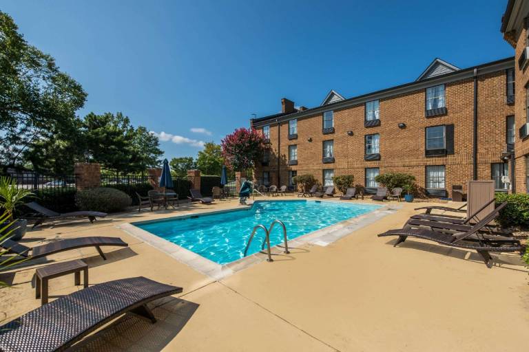 Comfort Inn Newport News - Hampton I-64 — photo 2