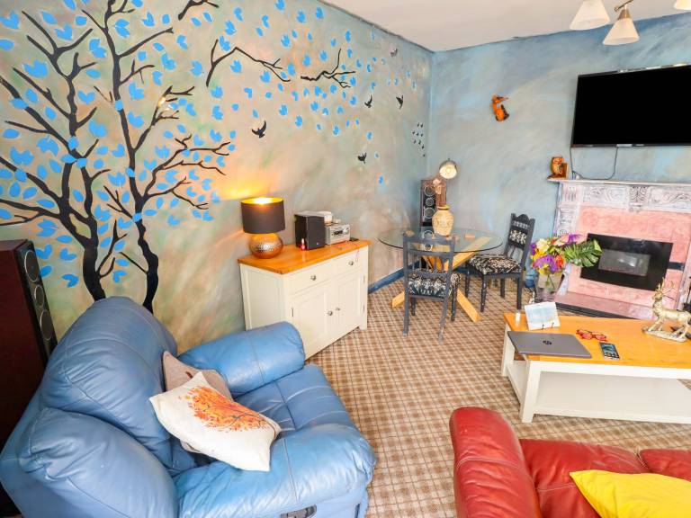 Family-oriented cottage with jacuzzi, barbeque & yard | Beach view | Close to the beach | Dogs allowed — photo 5