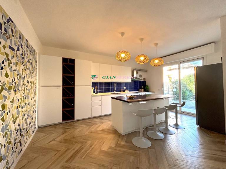 Apartment in a semi-detached house with independent entrance. — photo 5