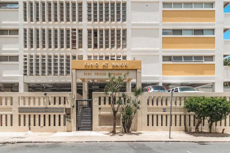 2BR/2BA Condos in Kuhio at Waikiki with Parking! in Wai