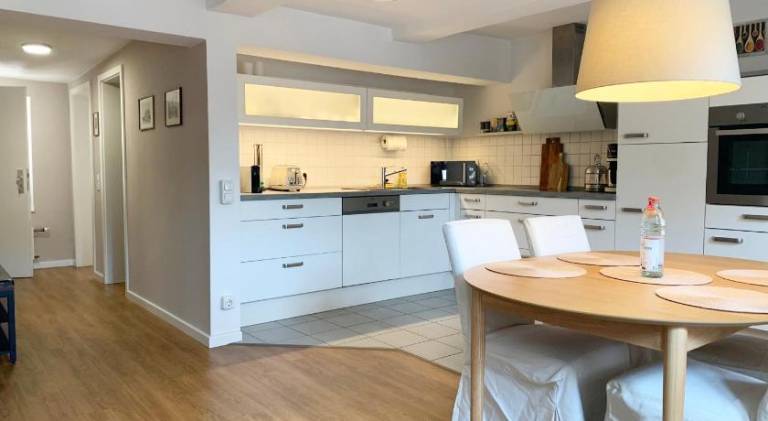 Holiday apartment with 3 rooms for 5 persons — photo 4