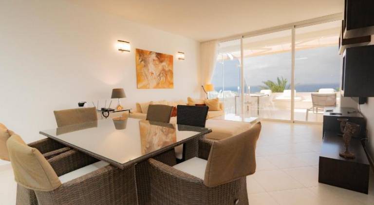 Rental apartment with pool — photo 4