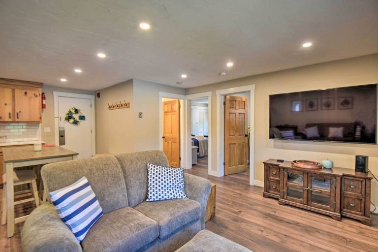 Condo Gilford