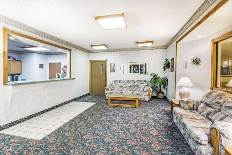 Super 8 By Wyndham Willcox — photo 3