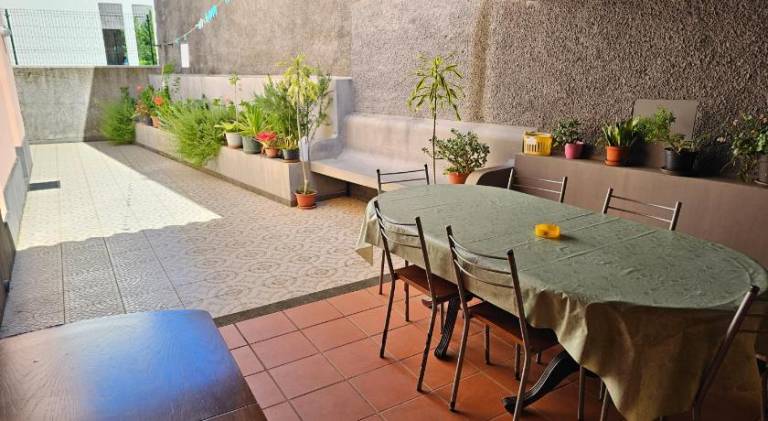 House with garden, barbecue & patio — photo 4