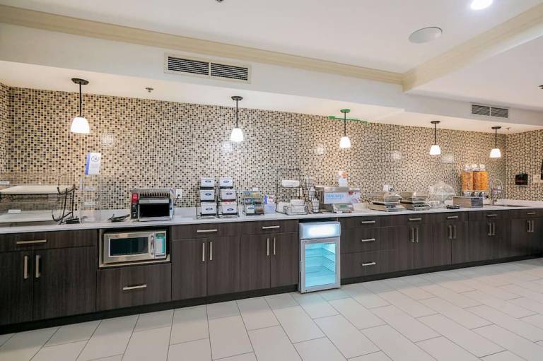 Best Western Peace Arch Inn