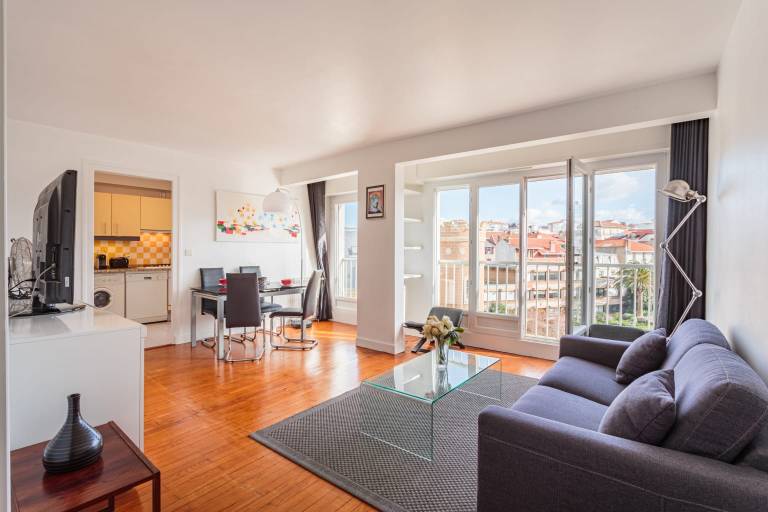 Apartment with 2 rooms for 5 persons — photo 2