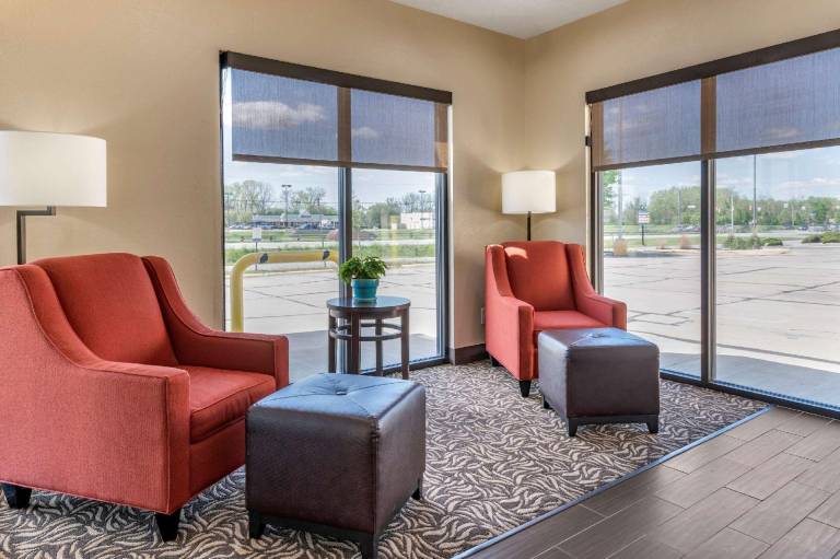 Comfort Inn Near Kokomo Speedway — photo 3