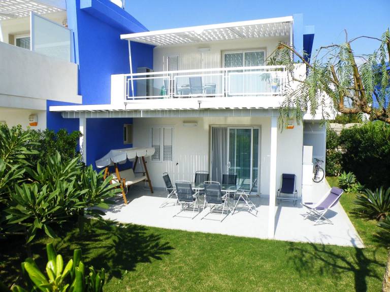Holiday apartment with BBQ & terrace | Close to the beach | Dogs allowed — photo 2