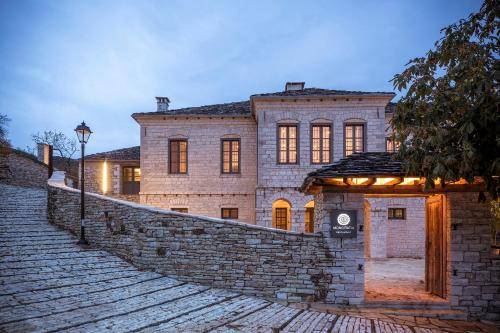 Monopatia Resort in Zagori