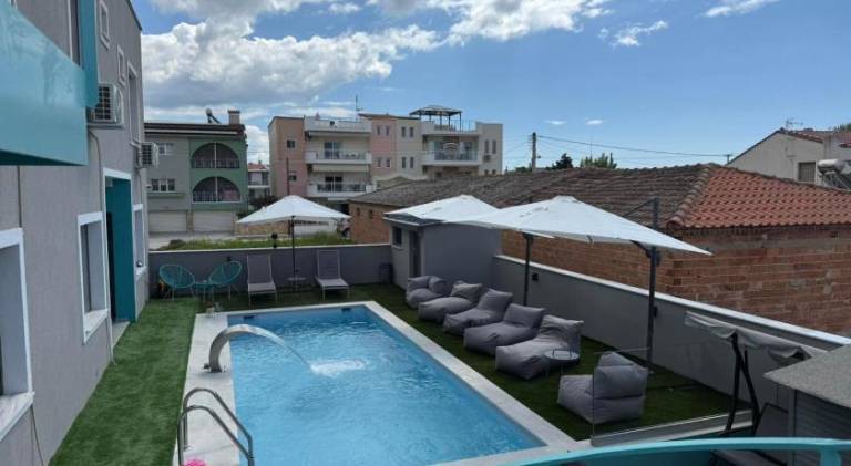 House with private pool, hot tub & yard | Pets are welcome in Kavala