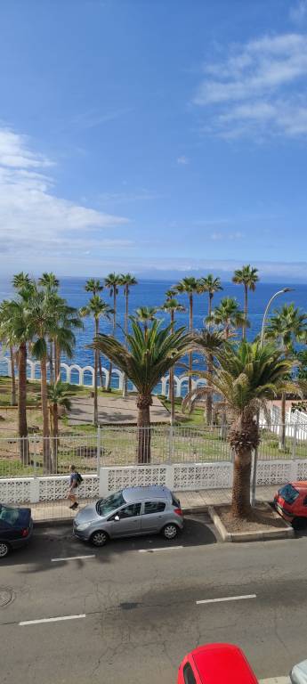 House with fast internet & patio | Mountain view | Close to the beach | Pets allowed in Adeje