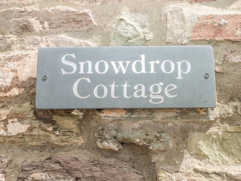 Children-friendly lovely cottage with yard, terrace & hot tub | Dogs allowed — photo 4