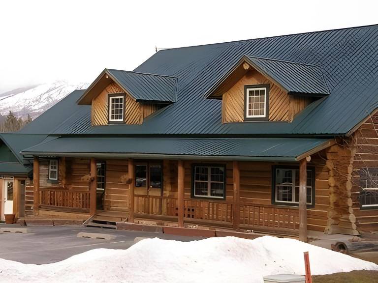 Dodge Peak Lodge in Bonners Ferry, ID
