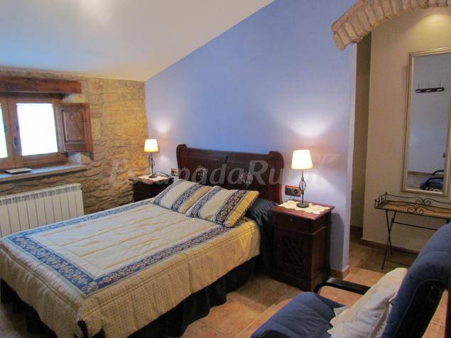 Cottage  Cardona