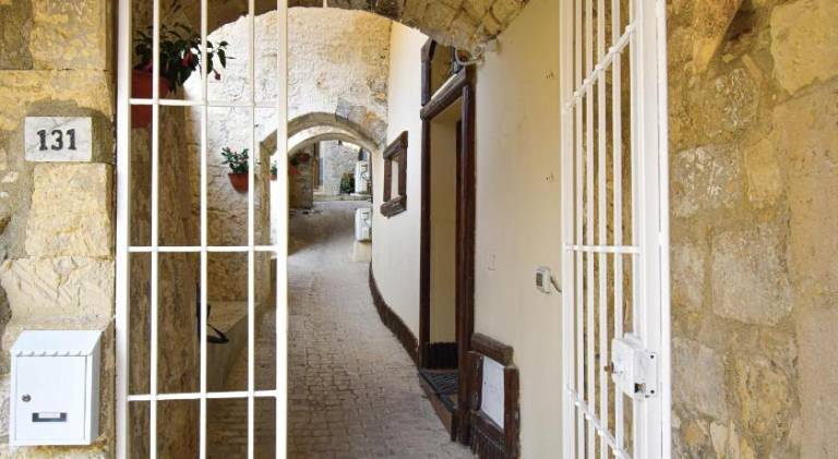 House | Next to Duomo of San Giorgio — photo 4