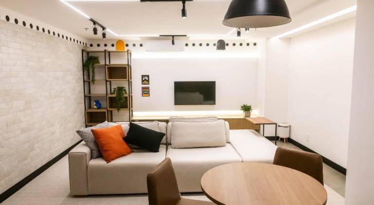 Holiday apartment with pool — photo 4
