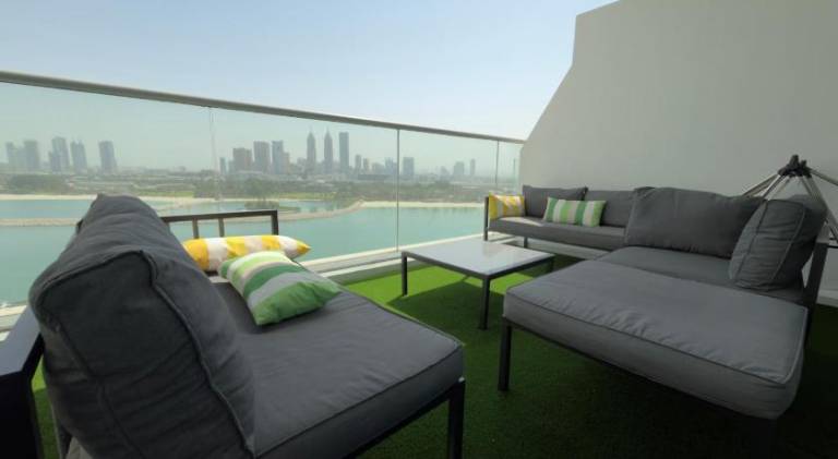 Highend Azure 1BR Sea View and Private Beach with Pool Access — photo 3