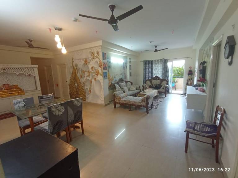 LUXURY AC Rooms in posh society (YASH HOME STAY) — photo 3