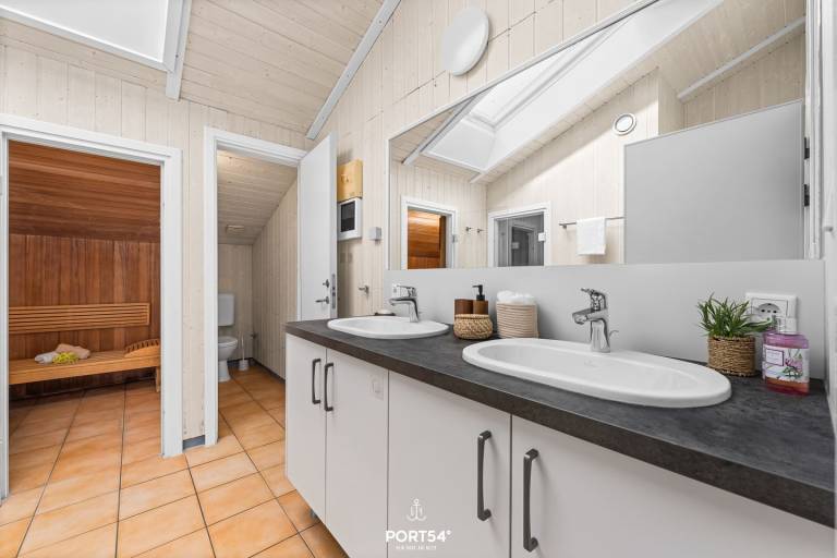 Poolhaus - Close to the beach, 5 bedrooms, terrace, barbecue, 2 parking spaces — photo 5
