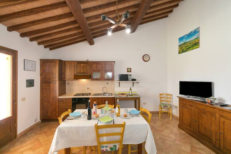 Farmhouse "Il Pino - Tiglio" with Shared Pool, Private Terrace & Wi-Fi — photo 5