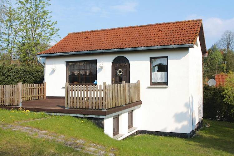 House with barbecue, patio & garden — photo 3